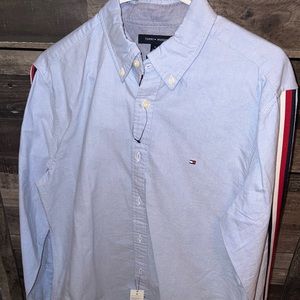 Mens M Tommy Hilfiger button down blue shirt